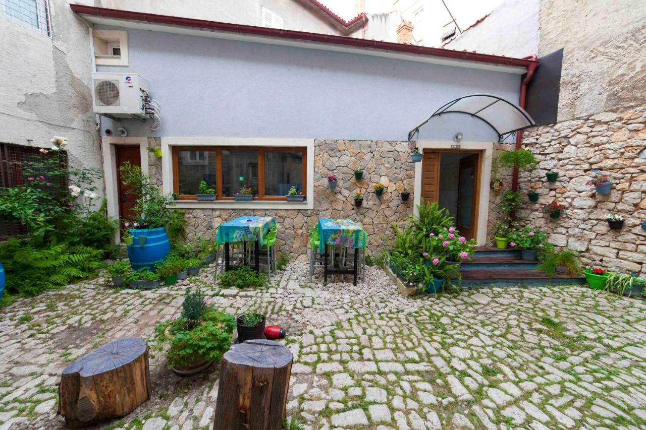 شيبينيك Hostel Mare المظهر الخارجي الصورة